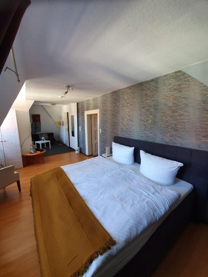 Hotel Restaurant Zum Hollaender Hof バート・アロルゼン エクステリア 写真